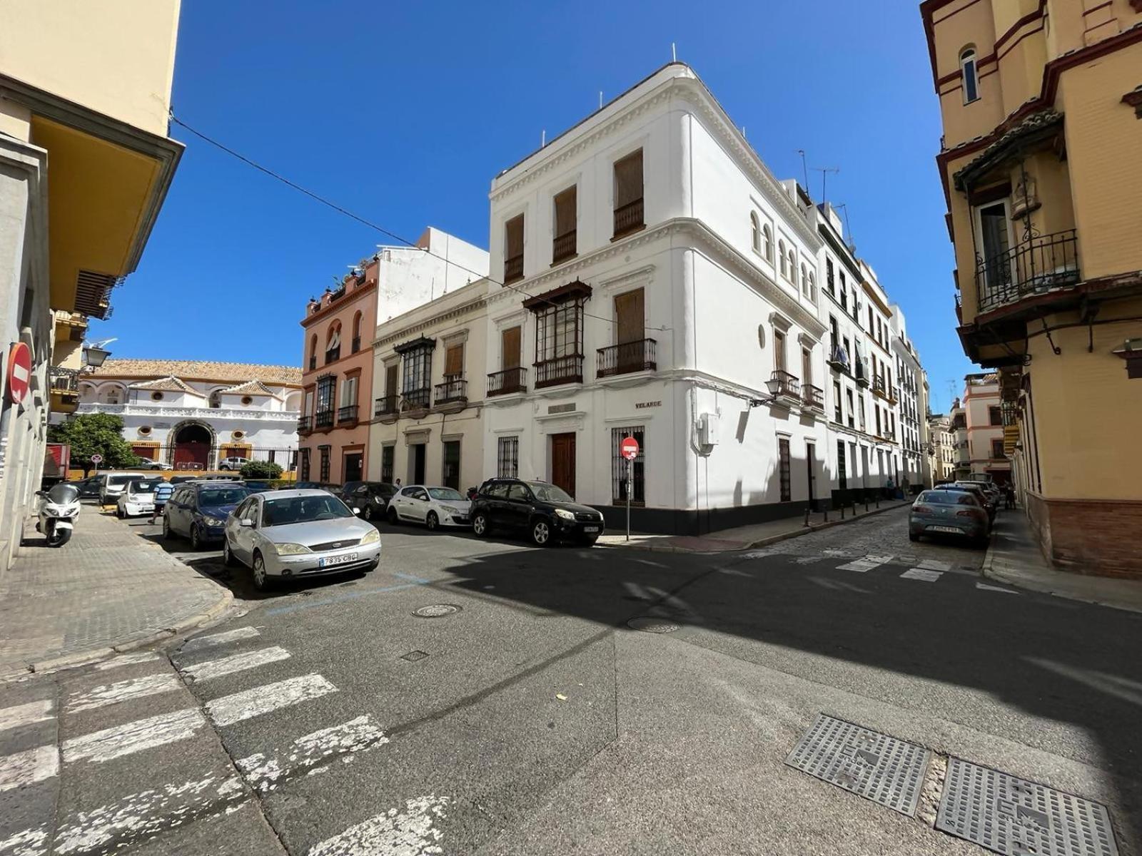 Arenal Suite Centro De Sevilla Exterior photo